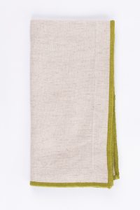 Amity home cora dinner napkin set in natural with vibrant green fringe   linen weave