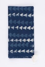 Amity home ira linen dinner napkin set in indigo   geometric triangle pattern
