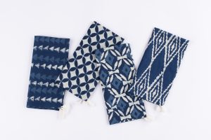 Amity home ira linen dinner napkin set in indigo blue   assorted block prints