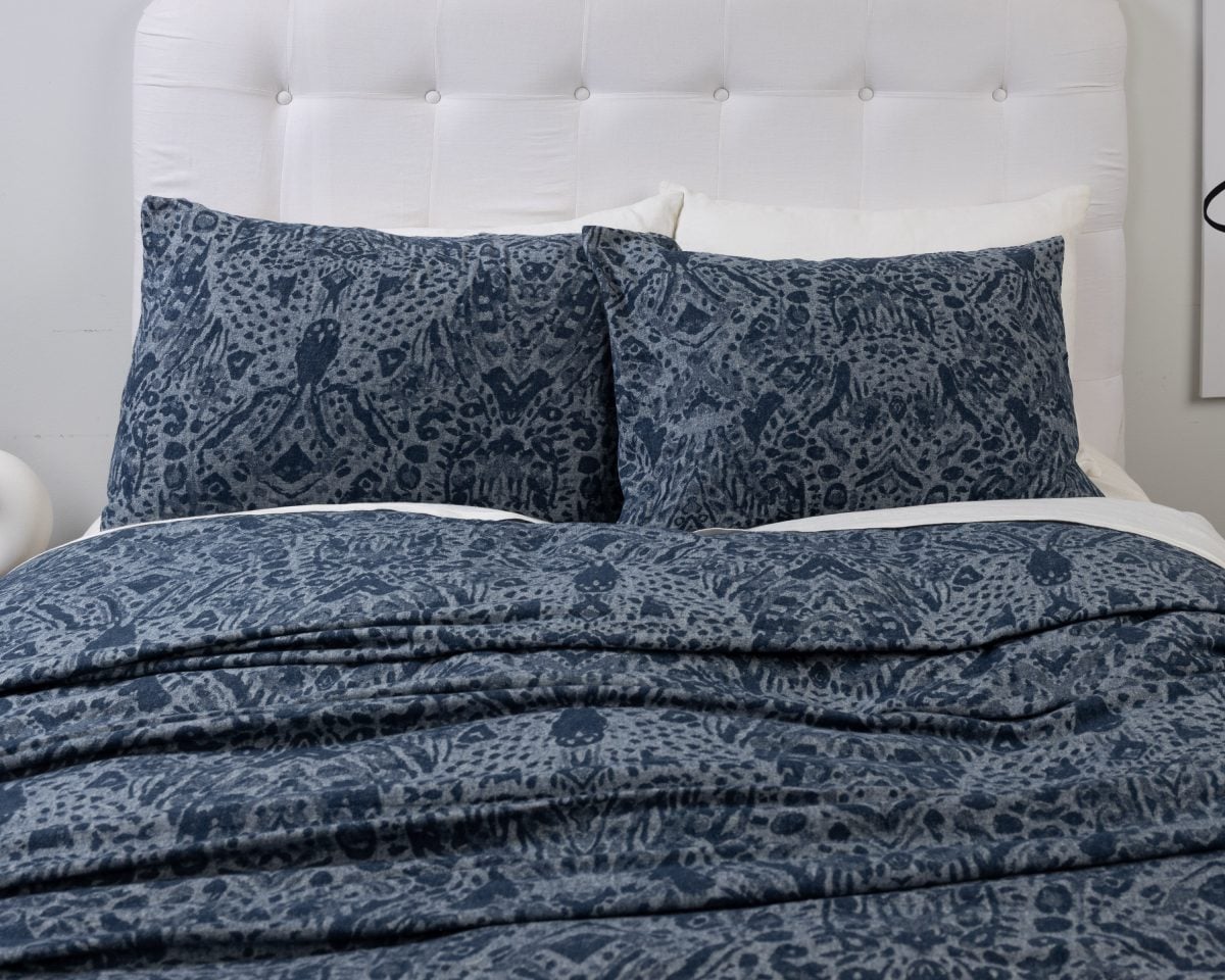 Amity home ramira duvet cover in steel blue   abstract pattern