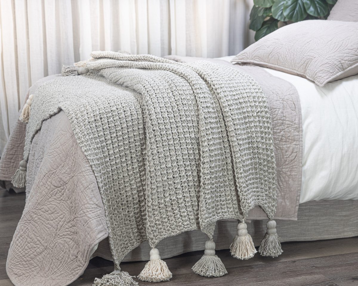 Amity home lawrence throw in grey   chunky knit texture