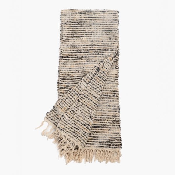 Hosiah, Granite, Throw