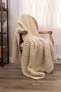 Amity home perrin cable knit throw in natural   chunky knit weave