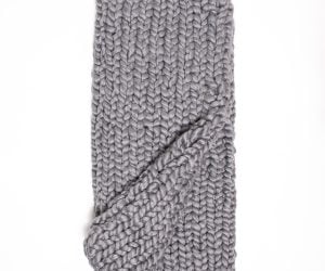 Amity home hannah chunky knit throw in charcoal grey   hand knitted texture