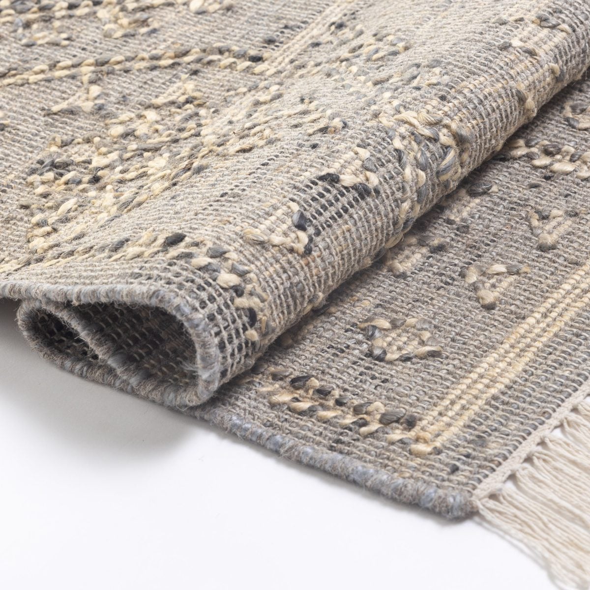 Amity home gwenith runner in natural grey   chunky knotted texture