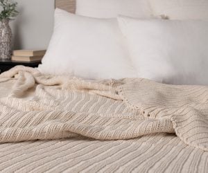 SVM-1033N_Bed 4 | Amity Home