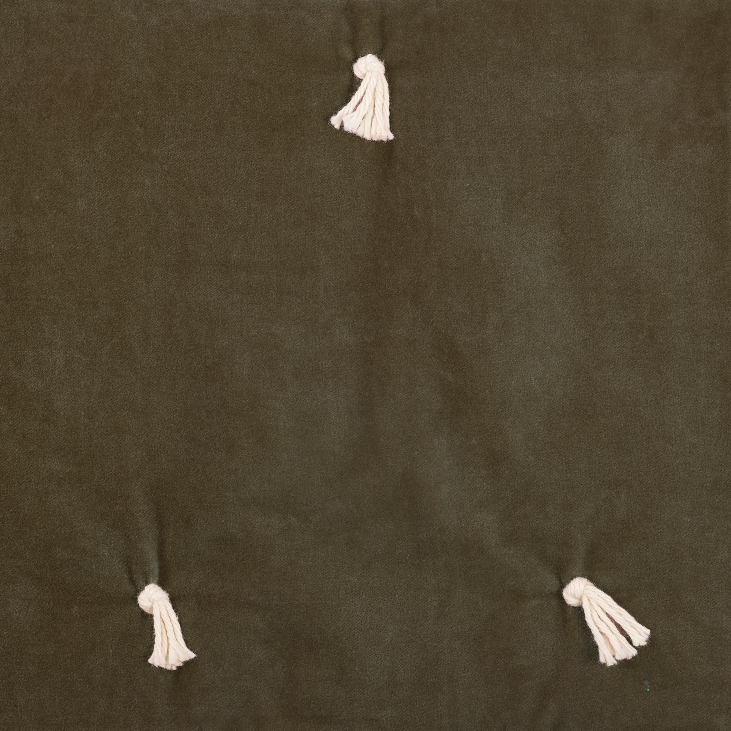 Swqcc1002k64 | Amity Home Amity home hawke quilt swatch in laurel decorative tassels