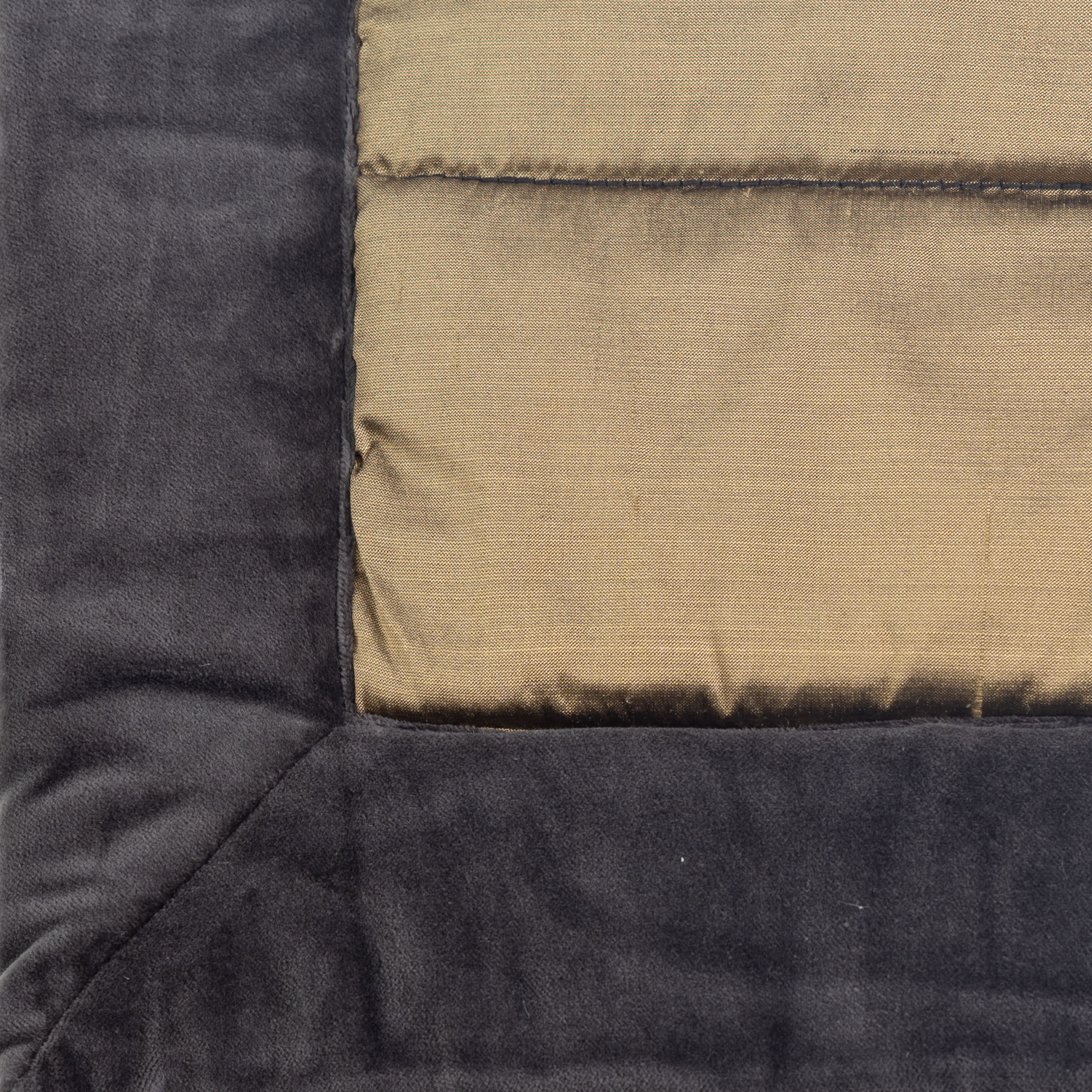 Swqcc982c96 | Amity Home Amity home alexandra quilt swatch in charcoal velvet trim