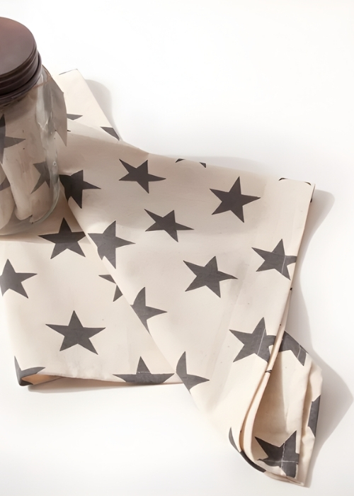 Star in jar guest towel