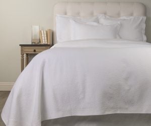 Amity home santiago swatch in white   puckered textured weave