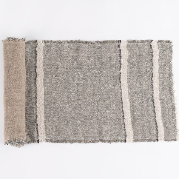 Akin Linen Table Runner Kale