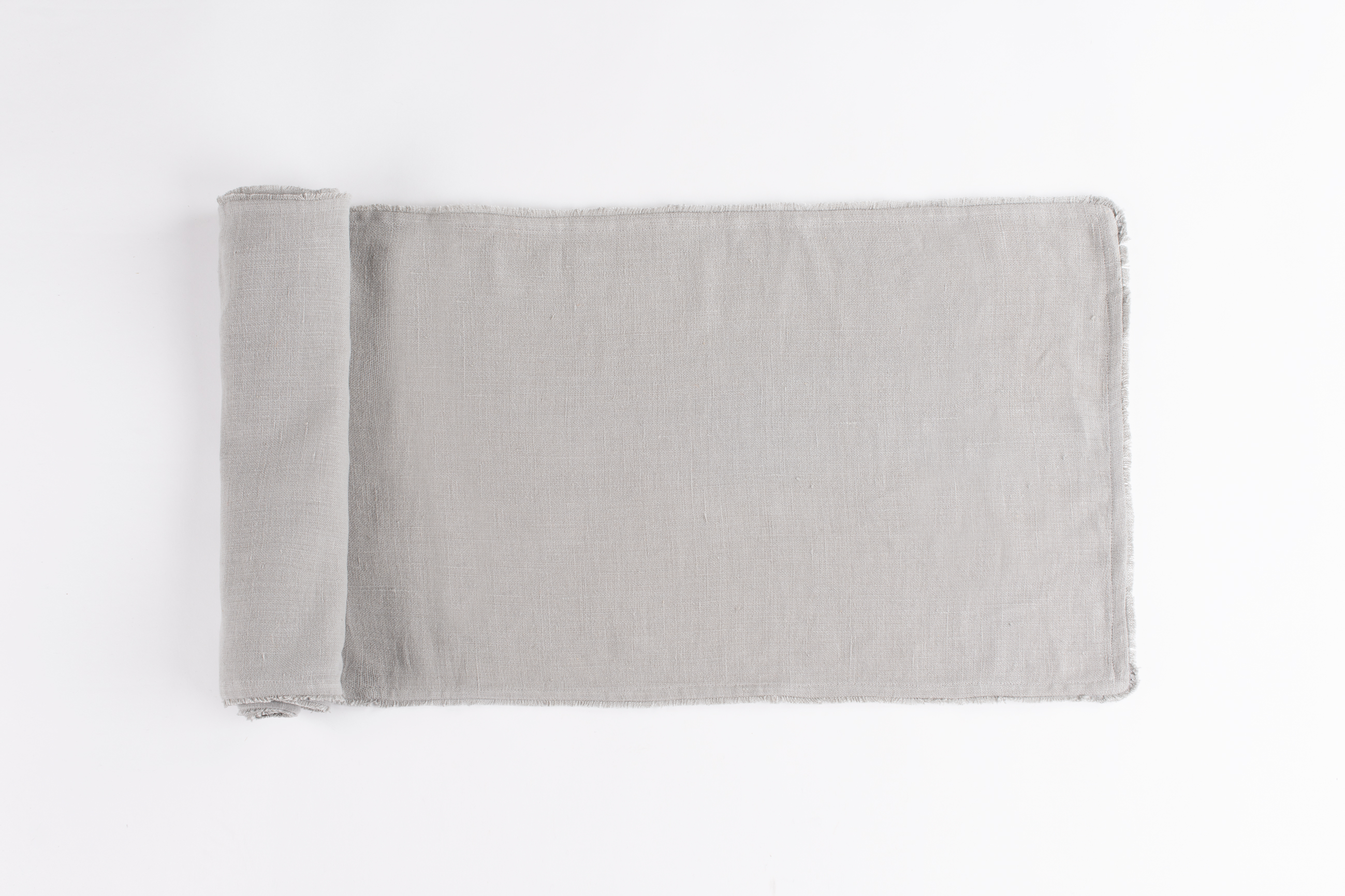 Tr15439g | Amity Home Amity home ranier linen table runner in grey frayed edges
