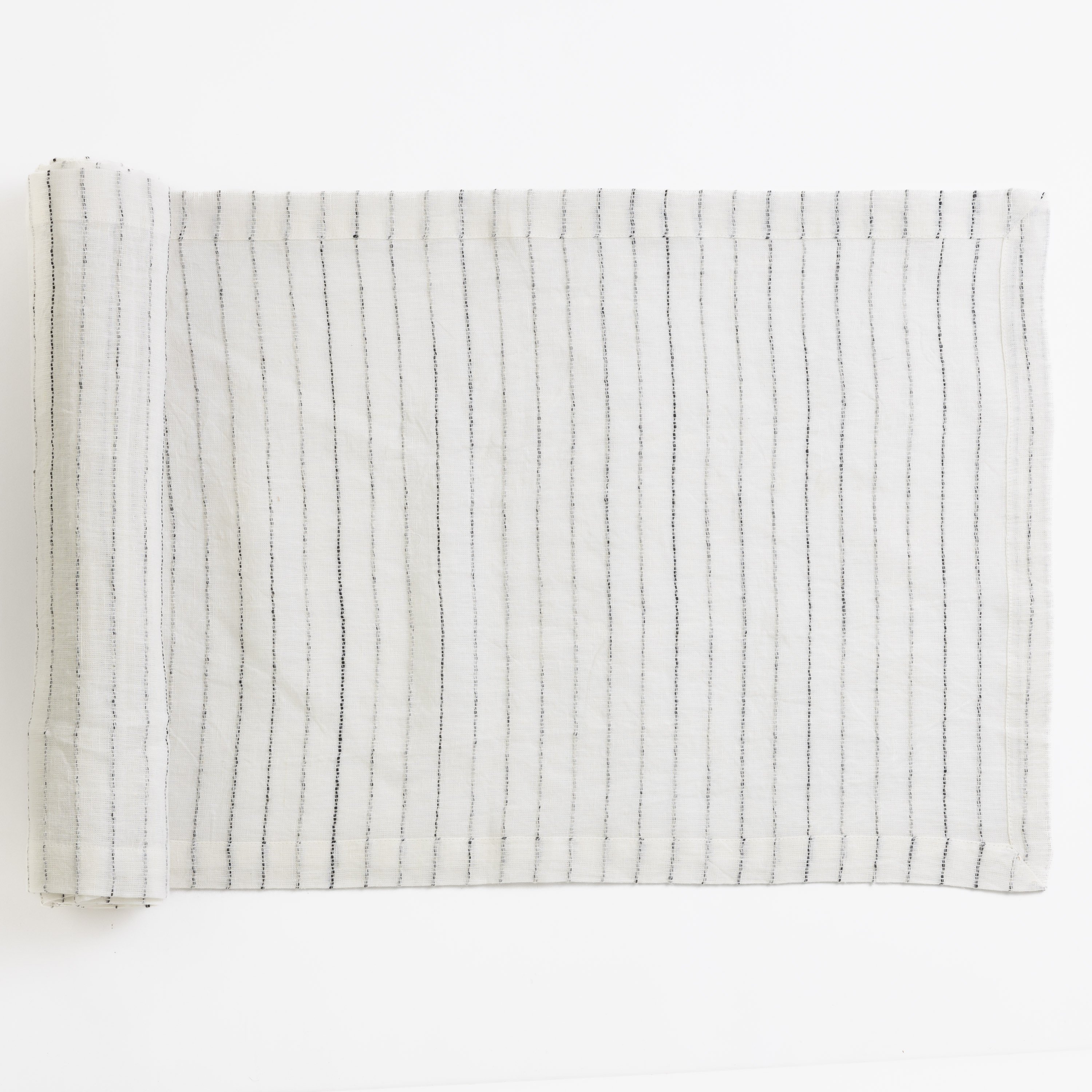 Tr15459w | Amity Home Amity home cambria linen table runner in white vertical striped texture