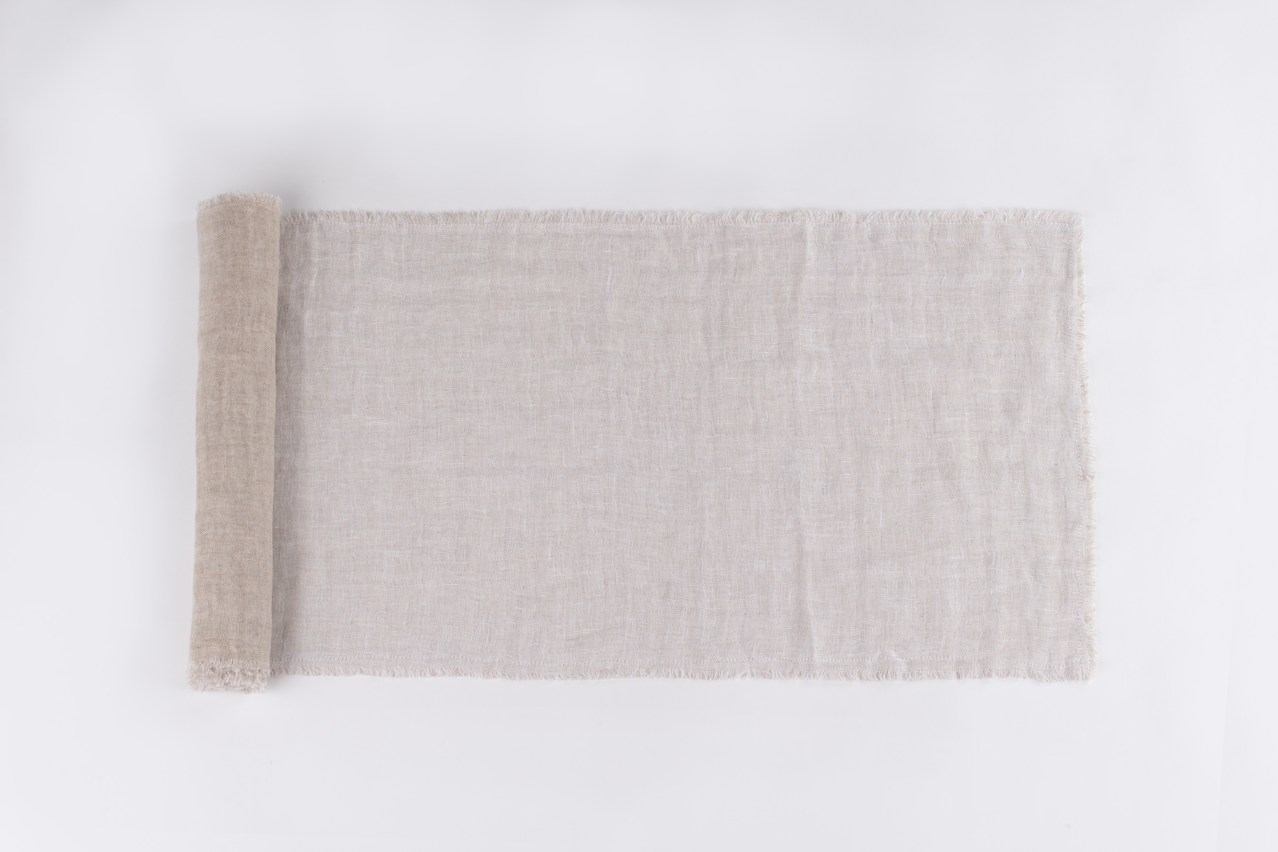Tr926w | Amity Home Amity home kent linen table runner in white frayed edges