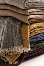 Amity home gavin super throw in storm blue   textured weave