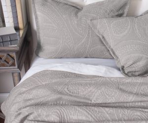 Amity home ada jacquard duvet cover in grey   subtle paisley pattern